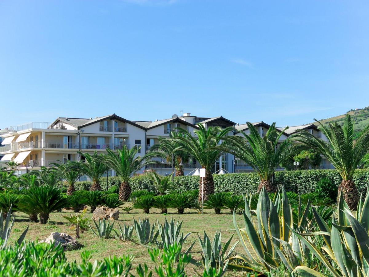 Apartment Casa Del Mar-1 By Interhome Roseto degli Abruzzi Kültér fotó